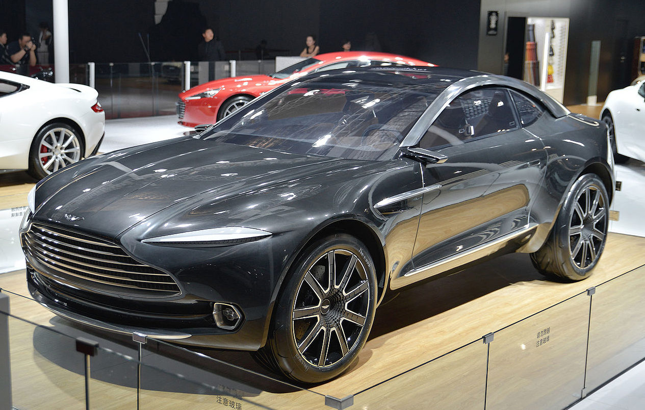 Aston Martin DBx